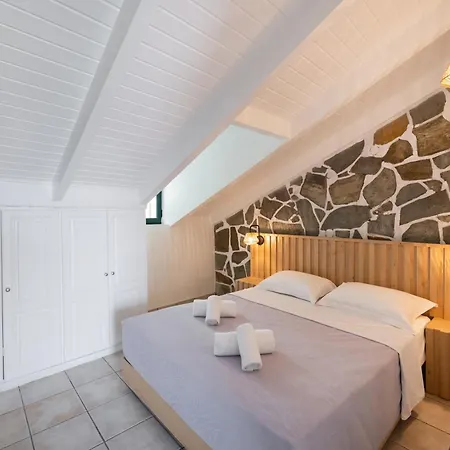 Hotel Kastro Maistro